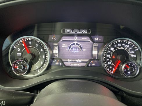 Used 2022 RAM 1500 Big Horn w/ Night Edition image 22