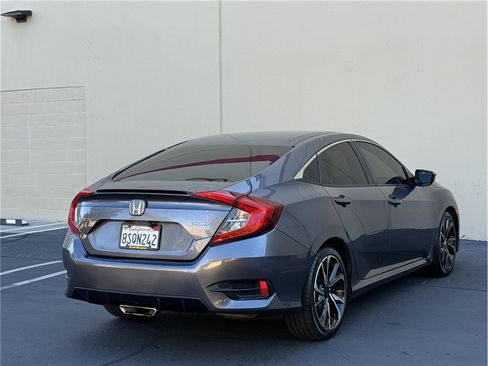 Used 2020 Honda Civic Sport image 6