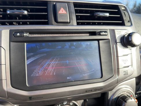 Used 2017 Toyota 4Runner image 25