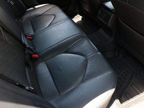 Used 2018 Toyota Camry XSE FWD image 22