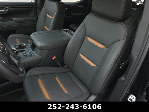Used 2026 GMC Sierra 1500 AT4 w/ AT4 Premium Package AWD/4WD image 10