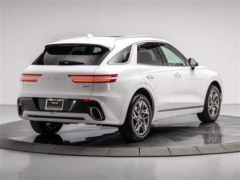 Used 2025 Genesis GV70 2.5T w/ Advanced Package AWD/4WD image 5