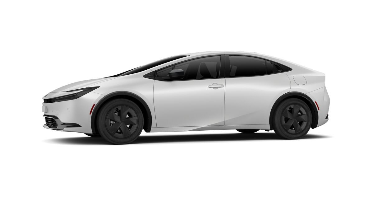 New 2027 Toyota Prius LE FWD image 3