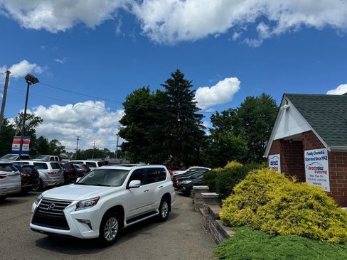 Used 2014 Lexus GX 460 image 1