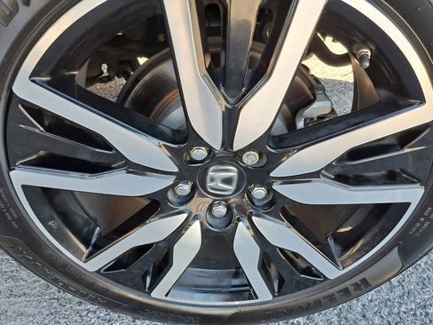 Used 2021 Honda Pilot Touring image 19