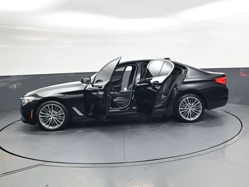 Used 2020 BMW 530i w/ Convenience Package image 36