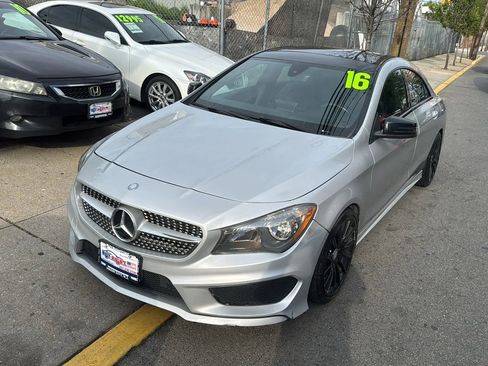 Used 2016 Mercedes-Benz CLA 250 4MATIC image 2