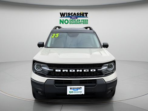 Certified 2025 Ford Bronco Sport Outer Banks w/ Outer Banks Tech Package+ AWD/4WD image 10