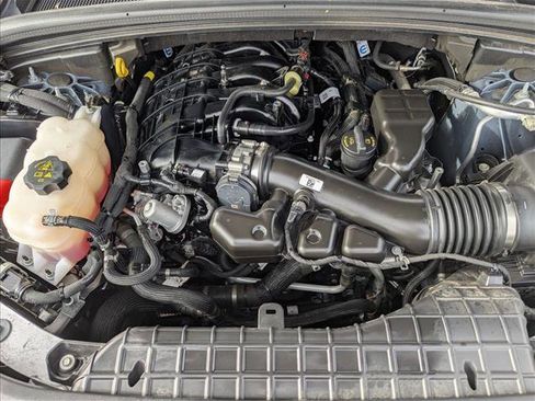 Used 2024 Jeep Grand Cherokee L Limited w/ Luxury Tech Group II image 26