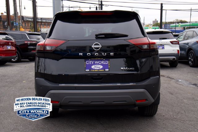 Used 2023 Nissan Rogue SV AWD/4WD image 4
