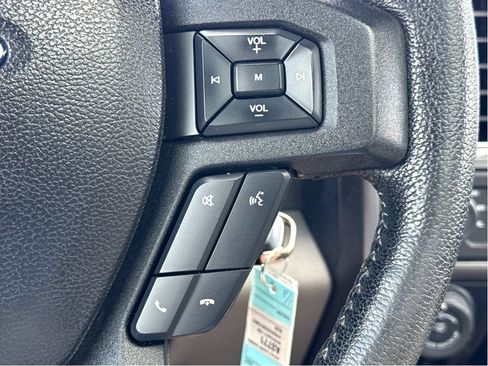 Used 2016 Ford F150 XLT w/ Equipment Group 302A Luxury AWD/4WD image 16
