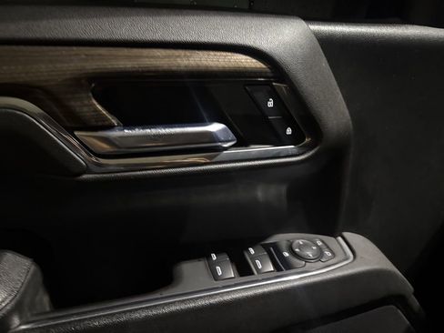 Used 2023 Chevrolet Silverado 1500 RST w/ Protection Package image 19