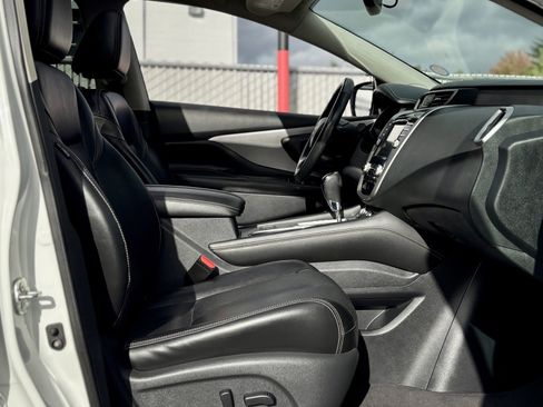 Used 2019 Nissan Murano SL image 9