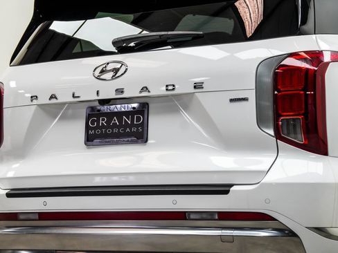 Used 2023 Hyundai Palisade Calligraphy AWD/4WD image 13
