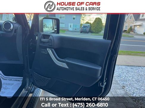 Used 2012 Jeep Wrangler Rubicon w/ Dual Top Group AWD/4WD image 22