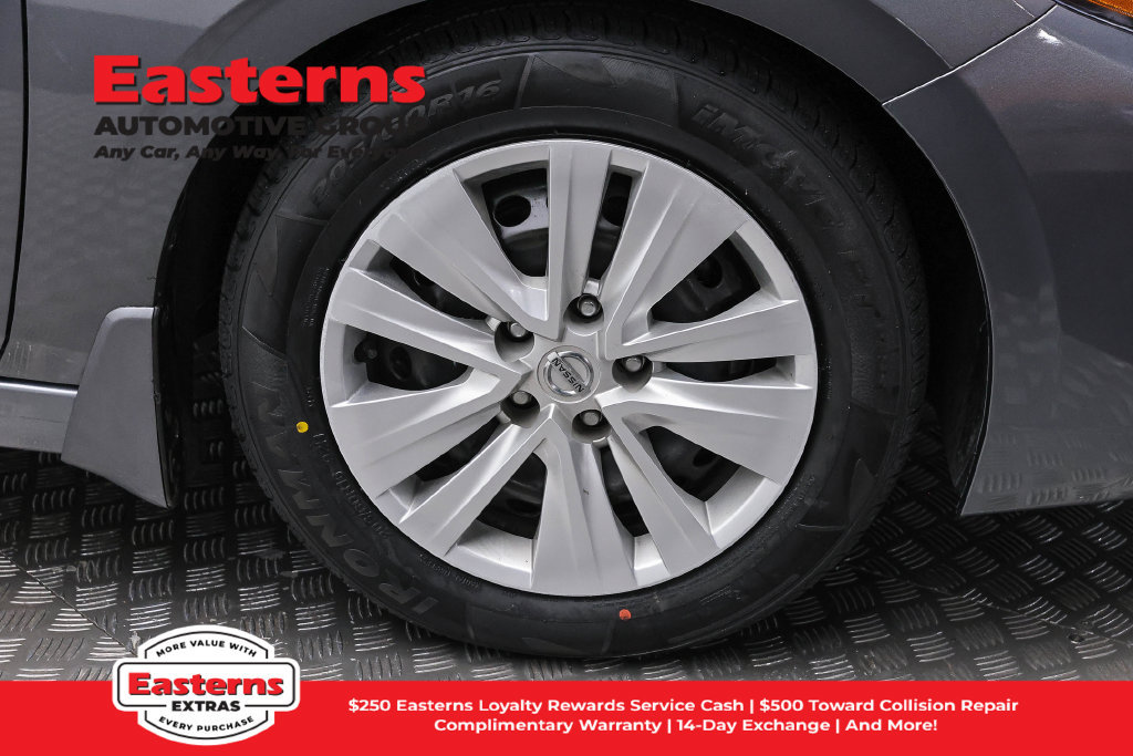 Used 2023 Nissan Sentra S FWD image 31