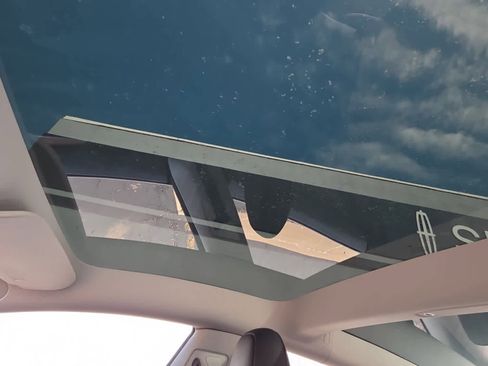 Used 2023 Tesla Model 3 Standard Range image 22