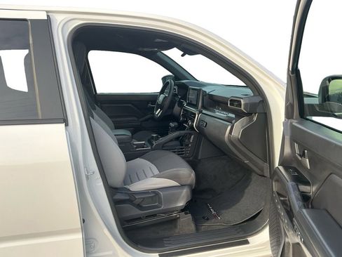 Used 2025 Toyota Tacoma TRD Off-Road image 22