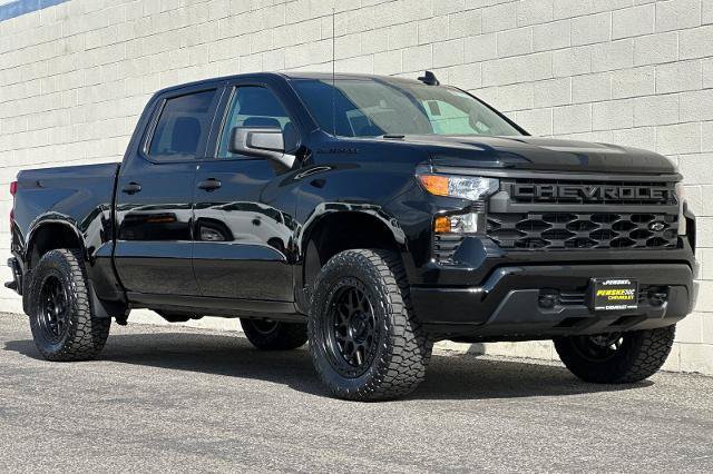 New 2026 Chevrolet Silverado 1500 Custom w/ LPO, Dark Essentials Package RWD image 2