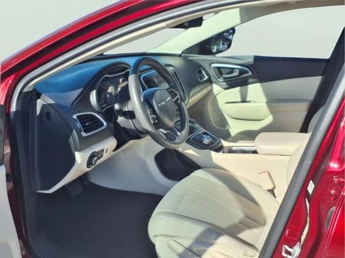 Used 2015 Chrysler 200 LX FWD image 18