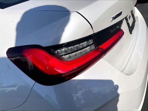 Used 2024 BMW 330i xDrive Sedan w/ Premium Package image 30