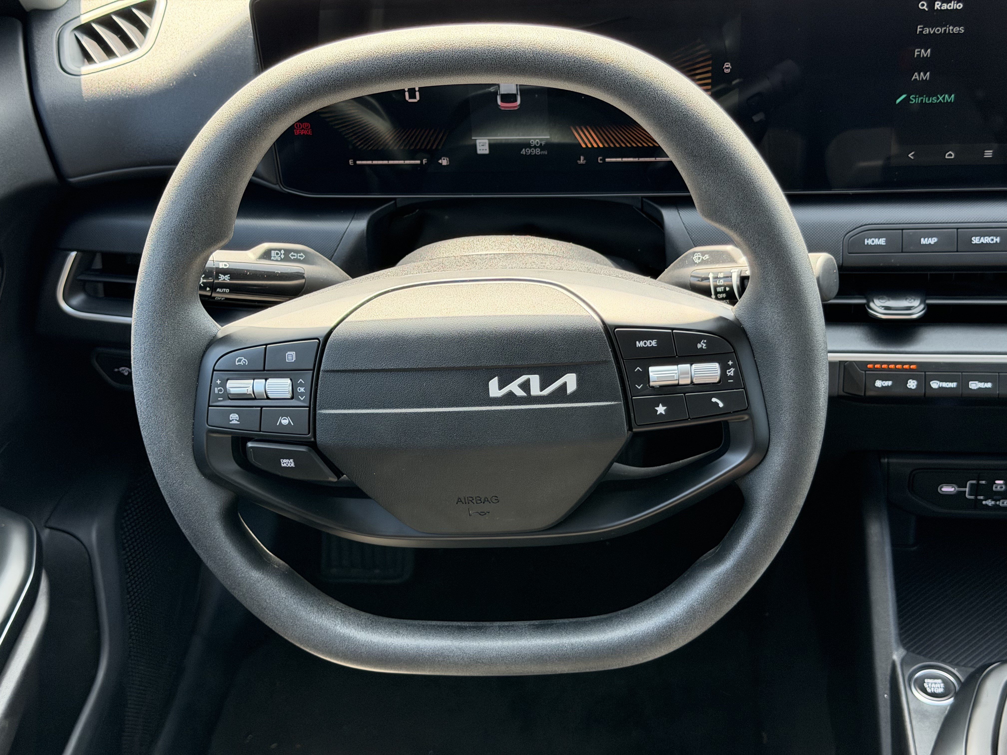 Certified 2025 Kia K4 FWD image 24