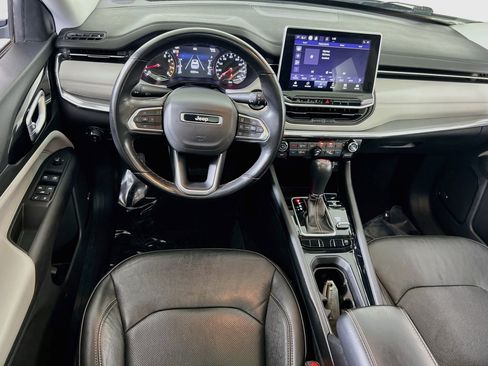 Used 2022 Jeep Compass Limited w/ Sun and Sound Group AWD/4WD image 23