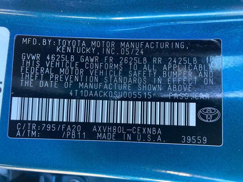 Used 2025 Toyota Camry LE image 6