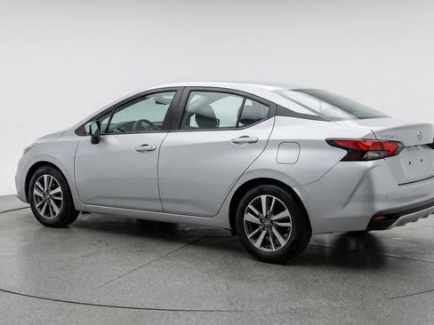 Used 2025 Nissan Versa SV FWD image 6