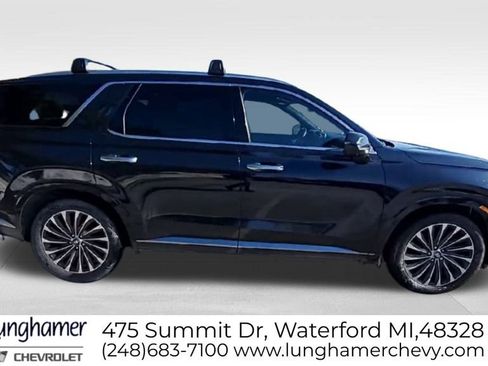 Used 2024 Hyundai Palisade Calligraphy image 9
