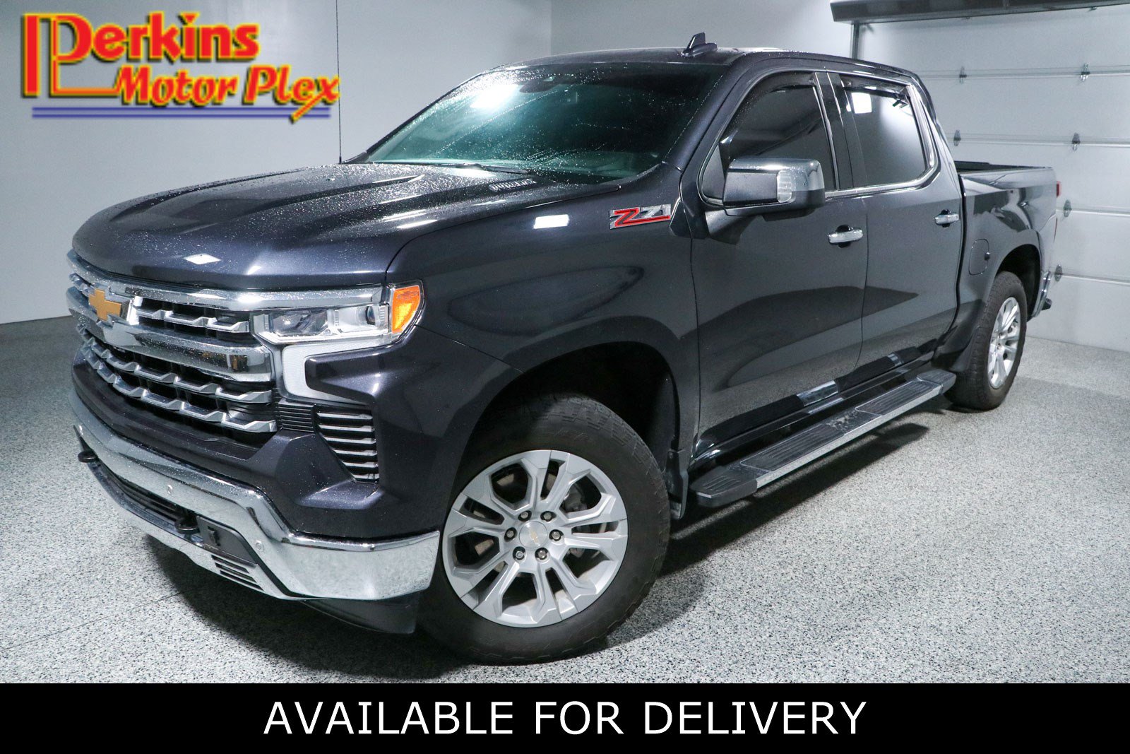 Used 2022 Chevrolet Silverado 1500 LTZ AWD/4WD image 1
