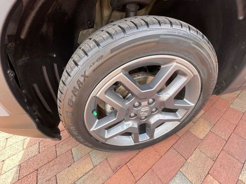 Used 2023 Honda Passport EX-L image 29