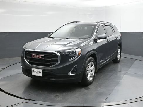 Used 2018 GMC Terrain SLE w/ Driver Convenience Package FWD image 5