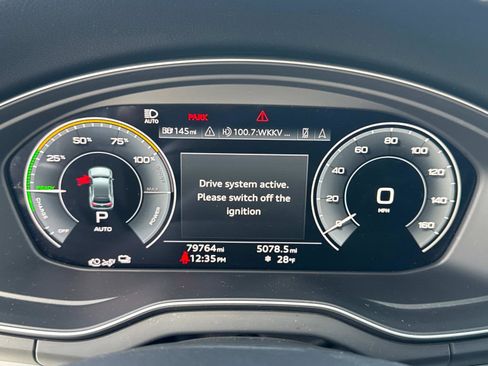 Used 2021 Audi Q5 e Premium Plus w/ Premium Plus Package image 29