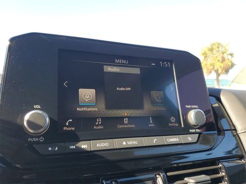 New 2025 Nissan Pathfinder SV w/ SV Premium Package image 10