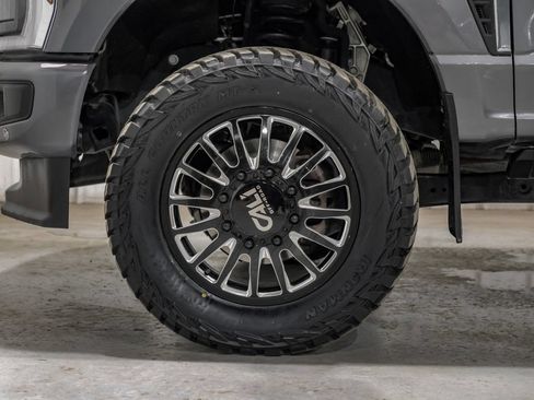 Used 2024 Ford F350 Lariat w/ Lariat Ultimate Package AWD/4WD image 62