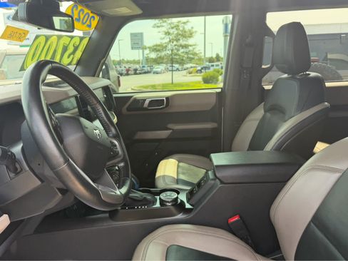 Used 2022 Ford Bronco Wildtrak AWD/4WD image 16