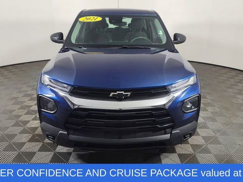 Used 2021 Chevrolet TrailBlazer LS image 2