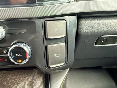 Used 2024 Ford F250 Platinum w/ Tremor Off-Road Package image 56