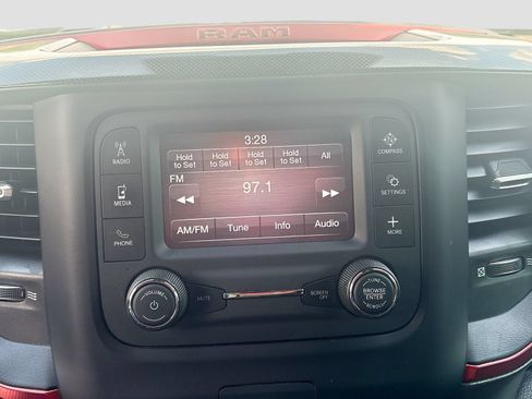Used 2022 RAM 1500 Rebel AWD/4WD image 14