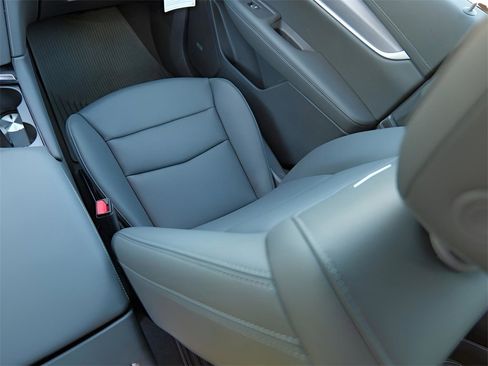 New 2025 Cadillac XT6 Luxury image 27