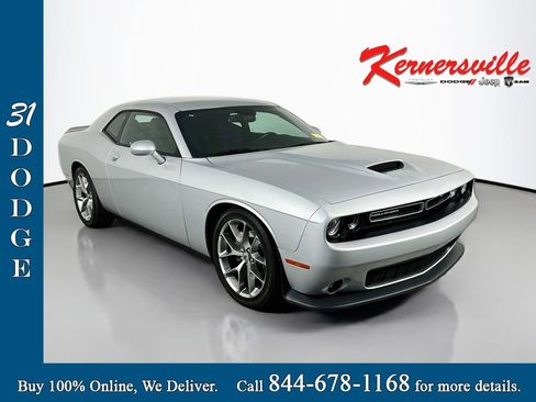 Used 2022 Dodge Challenger GT RWD image 1