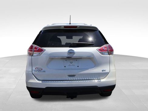 Used 2016 Nissan Rogue SV FWD image 10