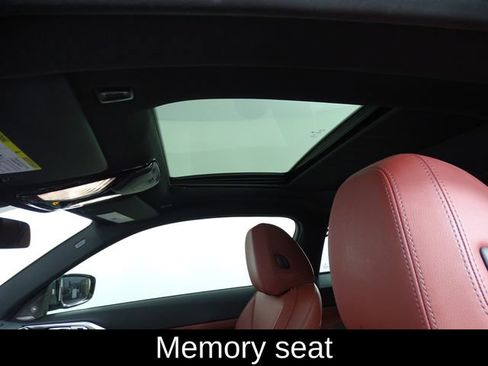 Used 2023 BMW 430i Coupe w/ Premium Package image 11