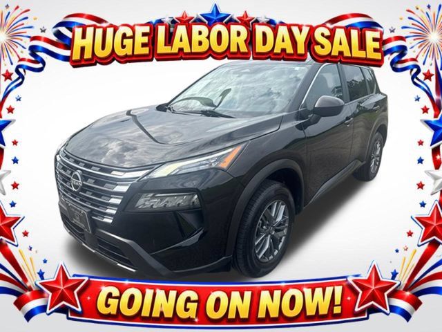 Used 2024 Nissan Rogue S FWD image 1
