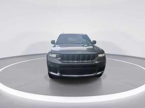 New 2025 Jeep Grand Cherokee L Laredo w/ Luxury Tech Group I AWD/4WD image 4