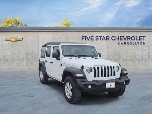 Used 2020 Jeep Wrangler Unlimited Sport S AWD/4WD image 2