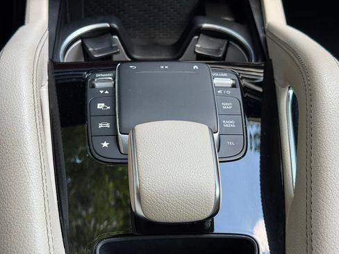 Used 2021 Mercedes-Benz GLE 350 image 23