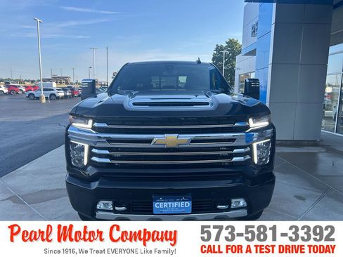 Certified 2023 Chevrolet Silverado 2500 High Country image 2