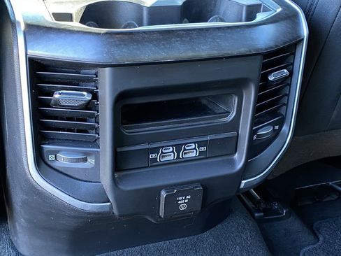 Used 2021 RAM 1500 Big Horn image 26